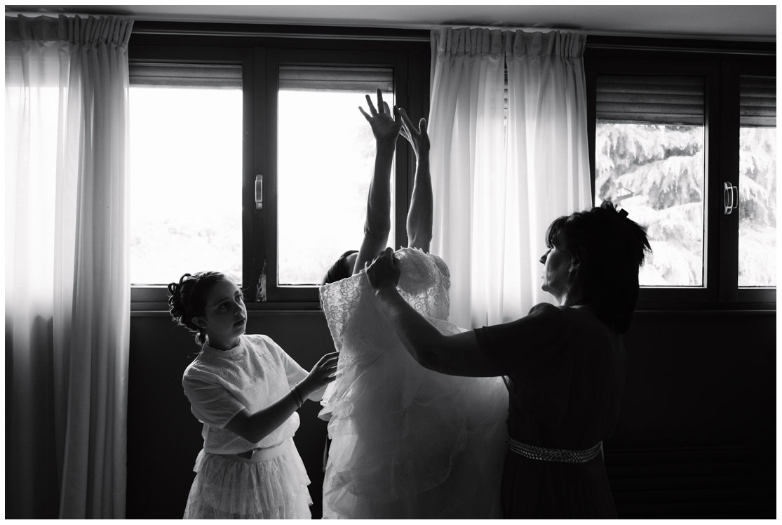 15 – passage de la robe de la mariée