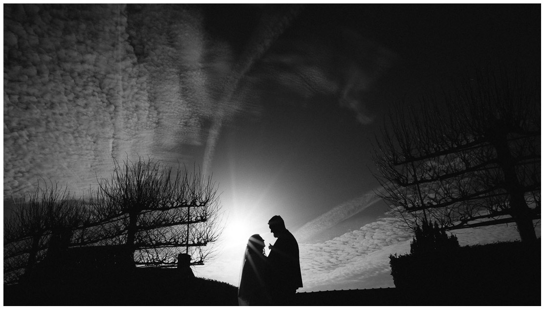 30 – silhouette des mariés