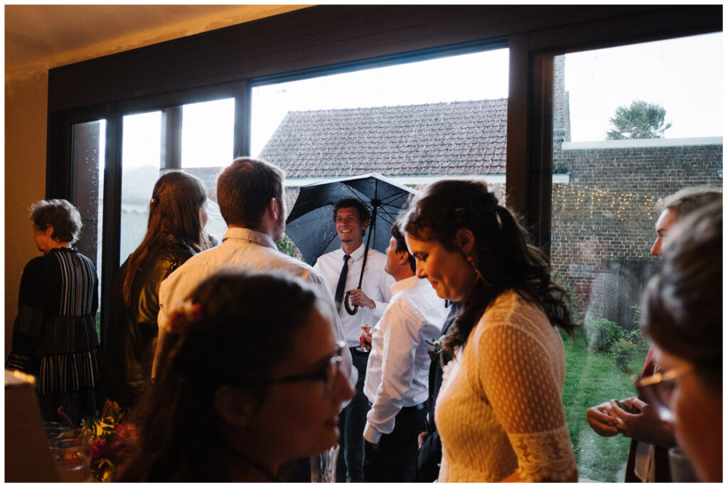 35 - cocktail mariage et pluie