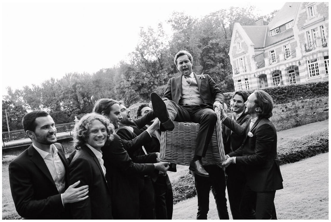 47 – marié et ses amis