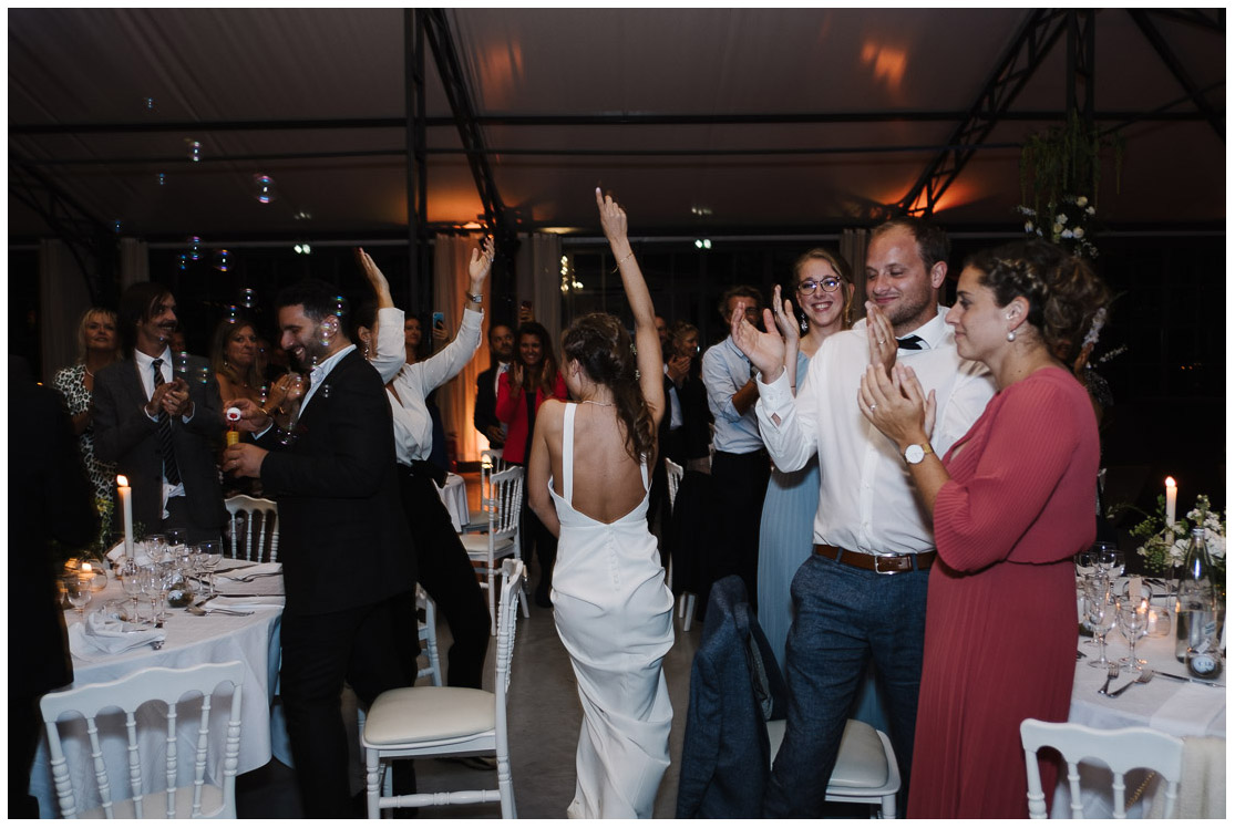 50 – arrivée des mariés en soirée