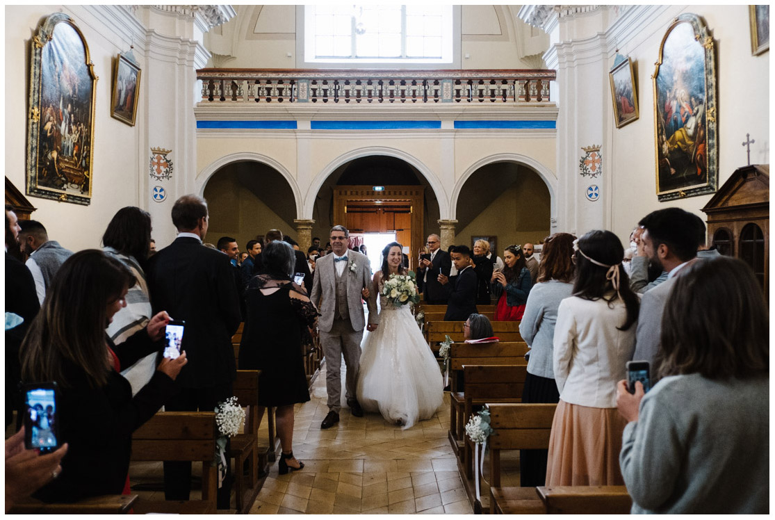 entrée de la mariée à l&rsquo;église-33